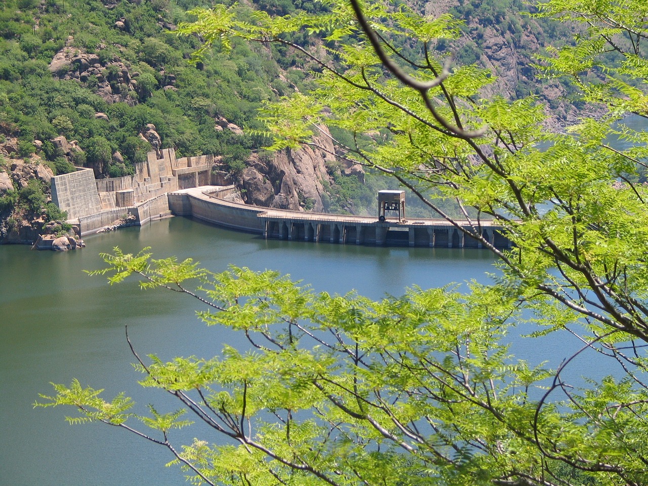 再升科技引领创新潮流，迈向科技高峰的最新动态