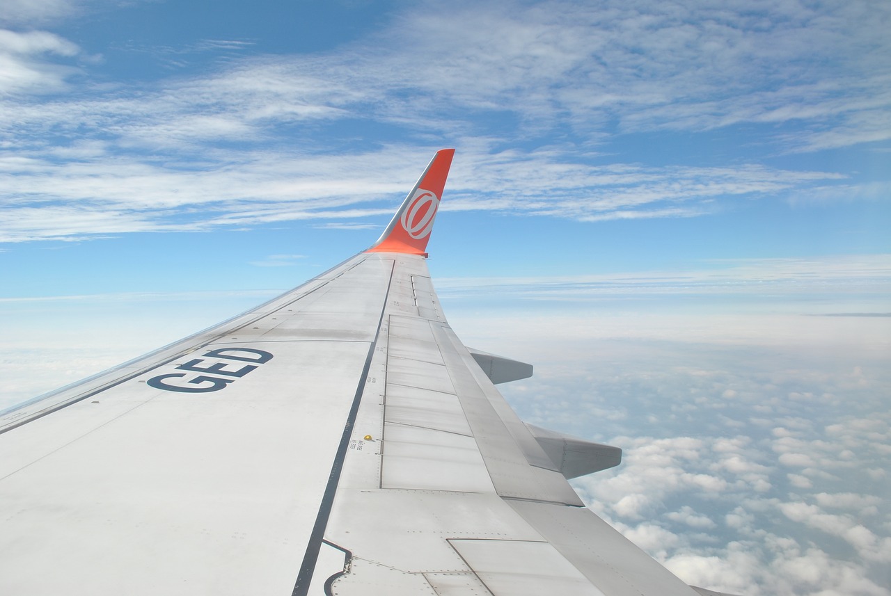探索航空旅行的便捷之路，最新航班时刻表查询服务助你轻松出行