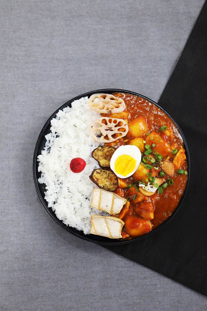 电视剧家常菜，美食背后的情感与人生旅程