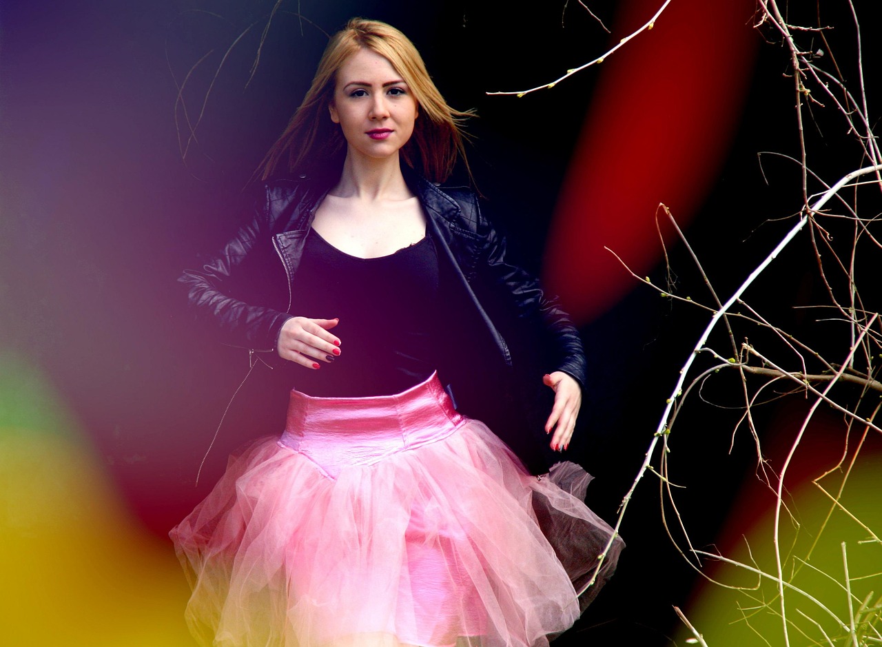 张姓女演员,影视界的耀眼明星