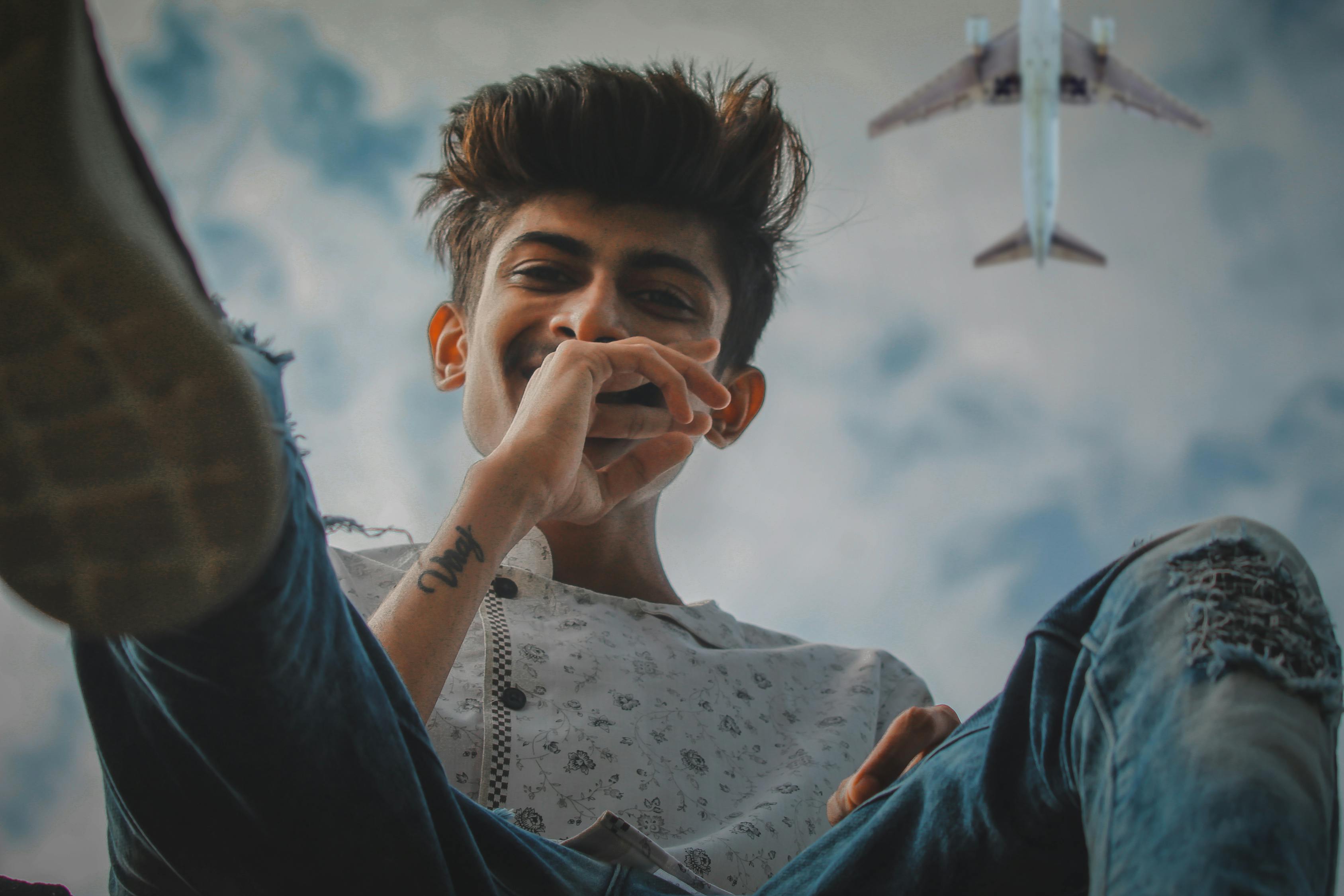 小丑女独立电影,女性力量崛起与自我救赎的寓言之旅