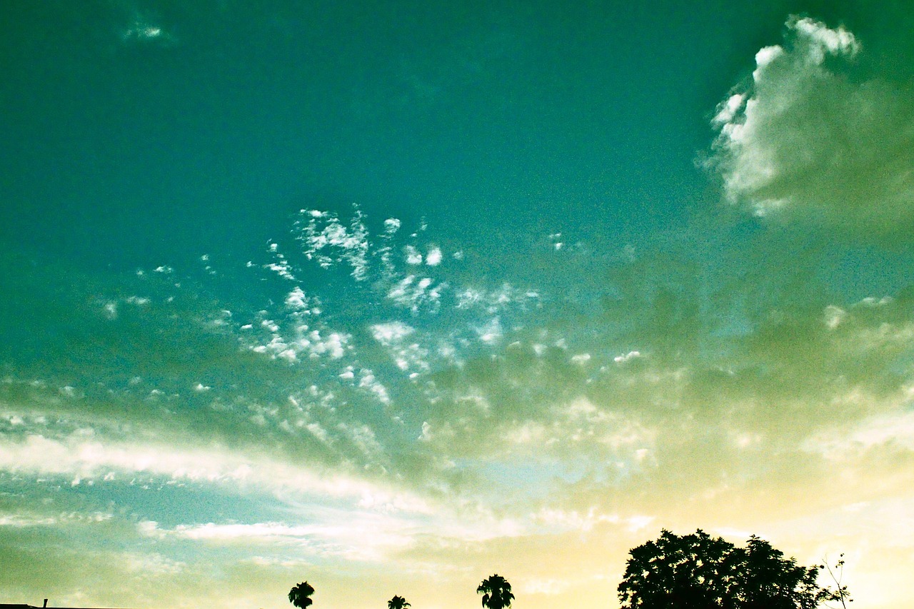 小青动漫,穿越时空的魔法之旅奇妙开启