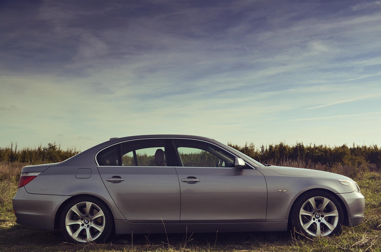 汽车前大灯价格详解,了解、比较与选购攻略